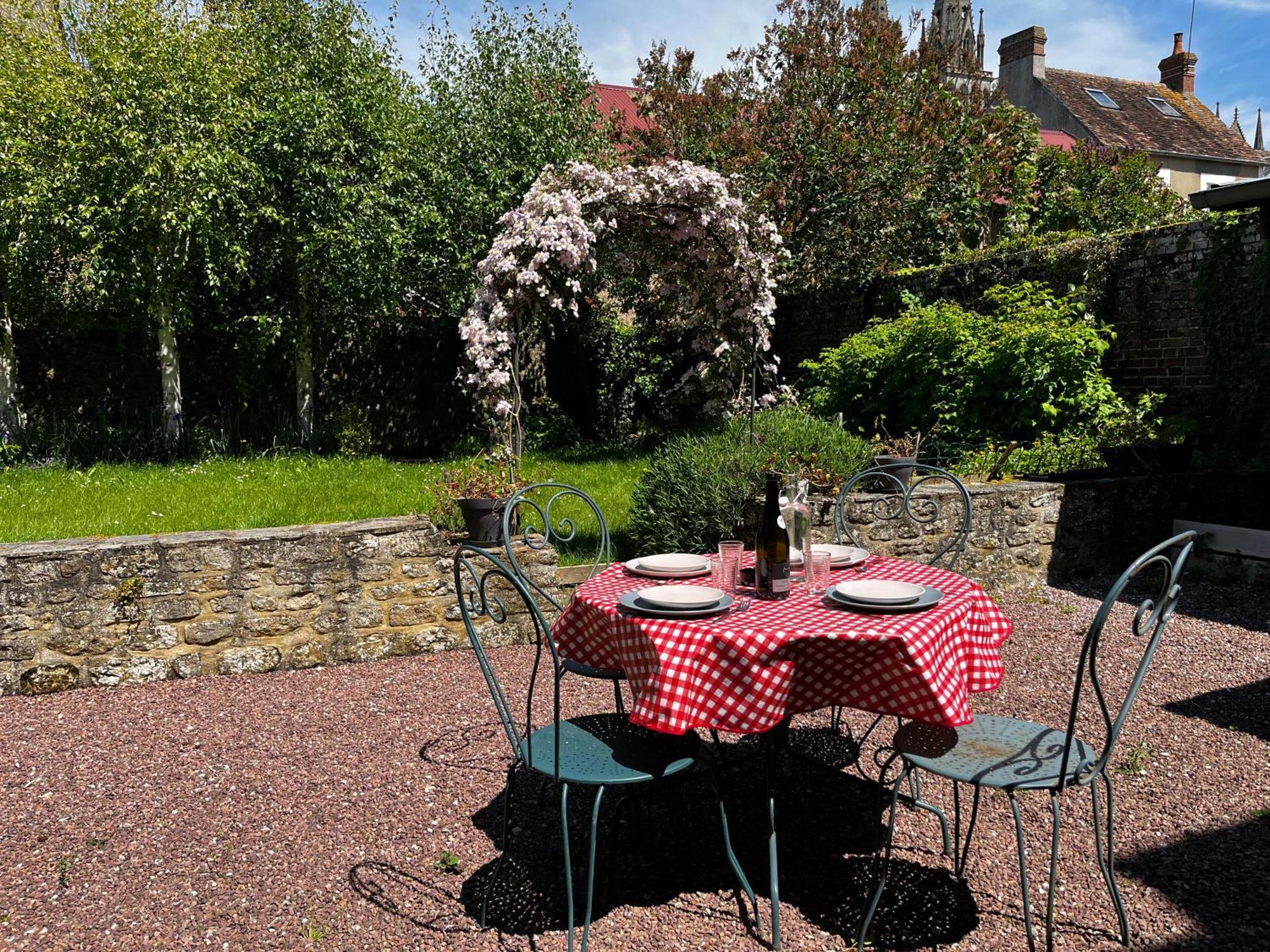Maison Chaleureuse Avec Jardin - Pause Normande Sées Extérieur photo